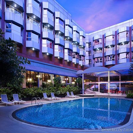 Le Meridien Bangalore Exterior foto