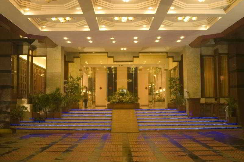Le Meridien Bangalore Exterior foto